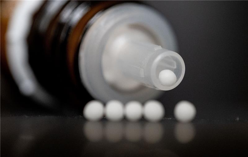 Globuli fürs Haustier: Heilpraktikerinnen klagen erfolgreich Studien haben gezeigt, dass auch Tiere - wie Menschen - auf Placebos ansprechen. Foto: dpa-Bildfunk