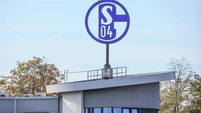 Stürmer Emil Højlund spielt ab jetzt für Schalke.