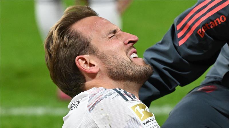 Stürmer-Star Harry Kane gab schnell Entwarnung - und sorgte für einen Bundesliga-Rekord.