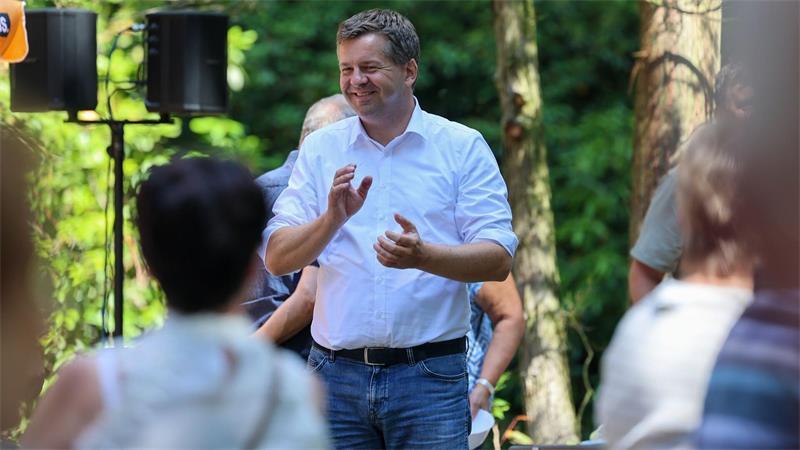 Sven Schulzes Botschaft lautet: Ich bin einer von hier und kümmere mich. 