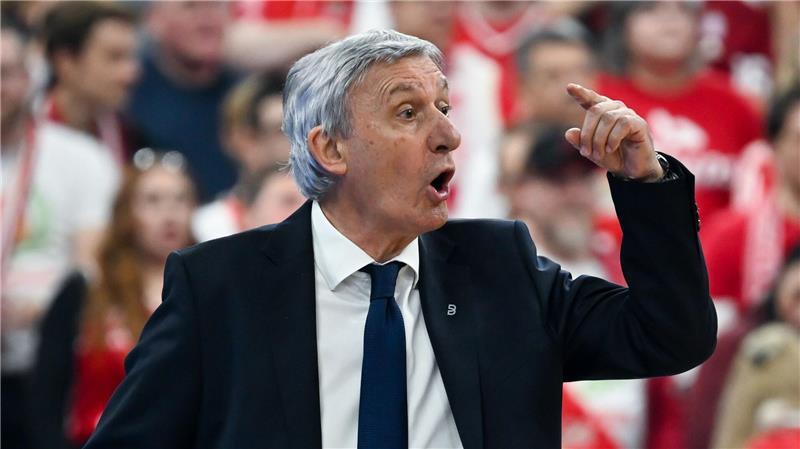 Svetislav Pesic und die Bayern-Basketballer verpassten das Pokal-Endspiel in eigener Halle.
