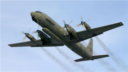 Dritter Vorfall: Russischer Aufklärer über Ostsee abgefangen Ein russisches Aufklärungsflugzeug vom Typ Il-20 (Archiv).