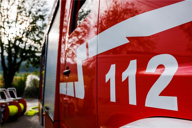 50 Jahre Notruf: Wann die 112 wählen – und wann nicht? Symbolbild. Foto: Philipp von Ditfurth/dpa