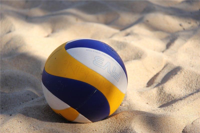 Beachhandball: In Cuxhaven geht‘s wieder um den Titel Symbolbild. Foto: Pixabay/wolfganggerth