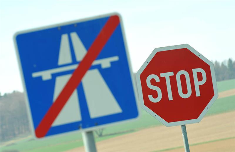 Bürgerinitiative fordert neue A-26-Trasse Symbolbild. Foto: Uwe Zucchi/dpa