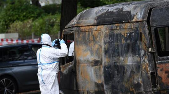Symbolbild: Laut Sprengstoff-Gutachter hätte der Transporter beim Entzünden des Gas-Luft-Gemisches explodieren und ausbrennen können.