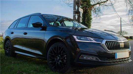 Symbolbild eines Skoda Octavia.