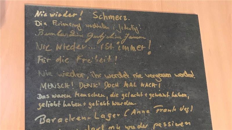 Tod im Horneburger KZ: Gisela Gruber starb mit nur 16 Jahren Symbolische Stolperstein-Fliese des Jugendbeirats.
