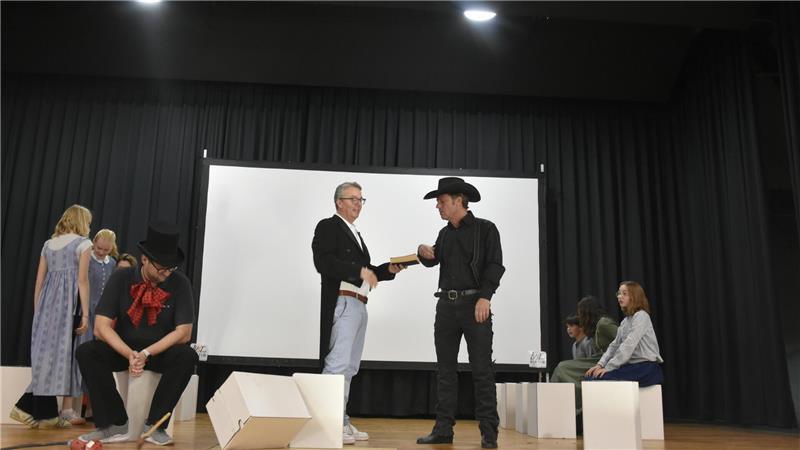 Zeugen eines Mordes: Was Tom Sawyer und Huckleberry Finn in Jork machen Szenenfoto von den Proben.