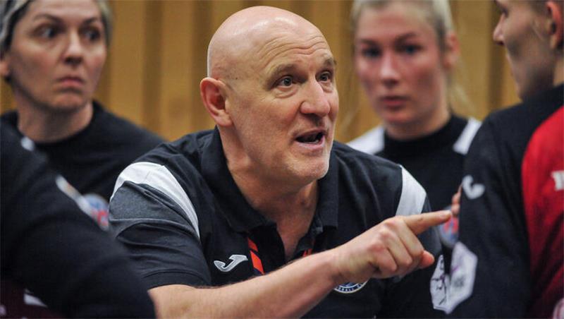 THC-Trainer Herbert Müller gewann zwei Meisterschafsfinals gegen den BSV und Dirk Leun.