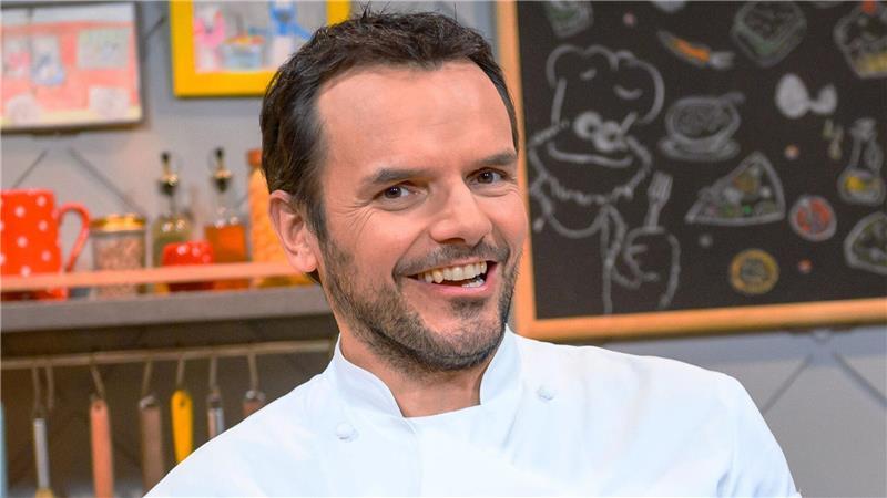 TV-Koch Steffen Henssler wird bald erstmals in der Sat.1-Show „The Taste“ Juror sein.