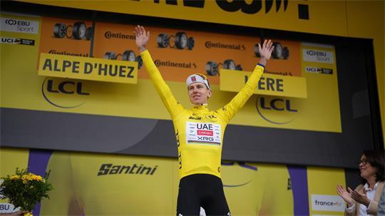 Tadej Pogacar dominiert die Tour de France.