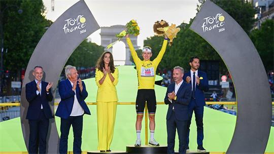 Tadej Pogacar hat zum fünften Mal die Tour de France gewonnen.