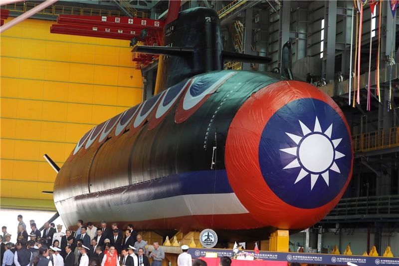 Taiwan: Erster U-Boot-Prototyp aus landeseigener Produktion Taiwans erster im Inland hergestellter U-Boot-Prototyp wurde auf den Namen «Hai Kun» (Narwal) getauft.