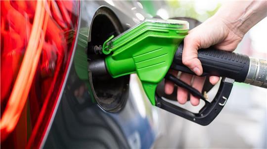 Tanken ist billiger geworden. (Symbolbild)