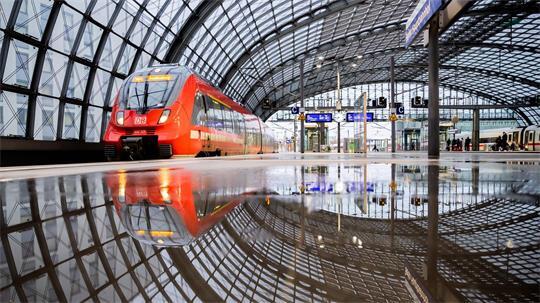 Tarifsysteme im Nahverkehr haben oft komplizierte Zonen und Ticketvarianten. (Archivbild)