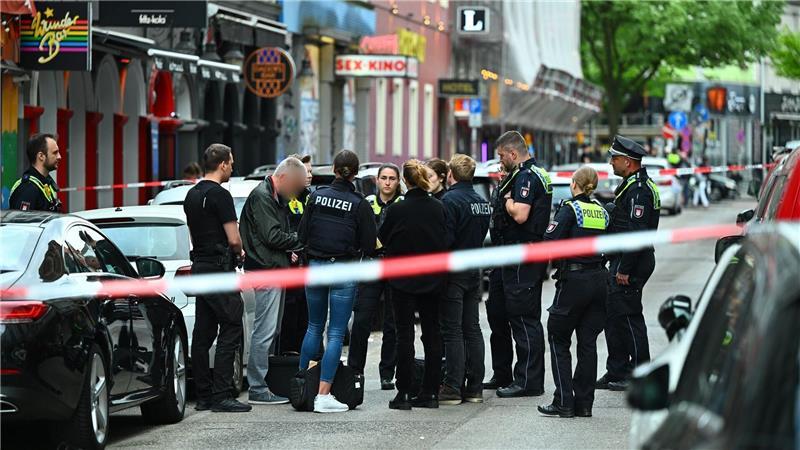 Taten unter Einsatz einer Schusswaffe sind laut Hamburger Polizeistatistik im vergangenen Jahr seltener geworden. (Archivbild)