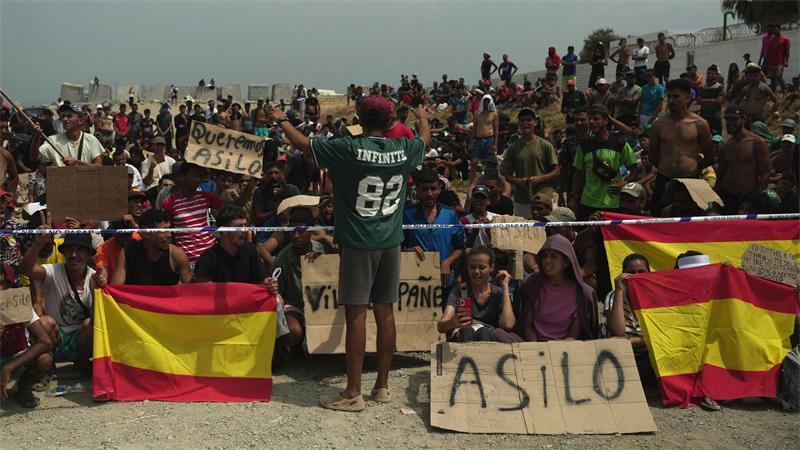 Ceuta: Demonstranten legen Feuer in Migrantenlager Tausende wollen nicht zurück nach Marokko. (Archivbild)