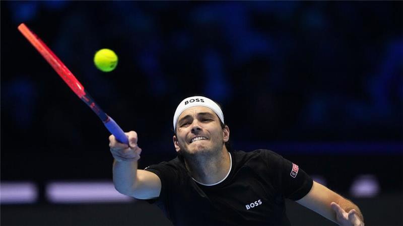 Publikumsliebling Sinner als Gruppensieger im Halbfinale Taylor Fritz drehte sein Gruppenspiel gegen Alex de Minaur nach einem Satz-Rückstand.