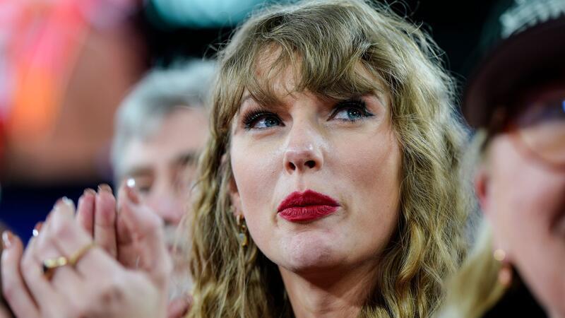 US-Rechte fürchten Taylor Swift Taylor Swift bei einem NFL-Spiel in Baltimore.