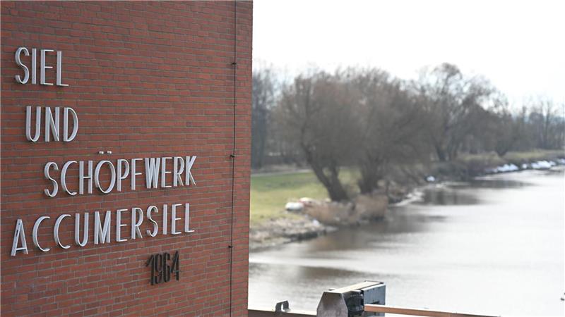 Technik und Bausubstanz vieler Siel- und Schöpfwerke an der Küste sind in die Jahre gekommen.