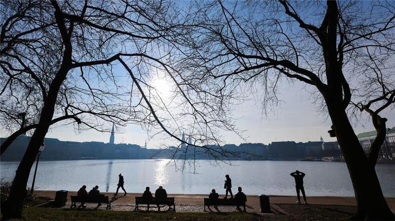 Frühling statt Frost - Temperaturen bis 15 Grad möglich Temperatursprung im Norden - bis zu 15 Grad sind möglich. (Archivbild)