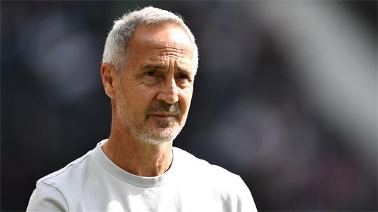 Testete mit seiner Mannschaft gegen Braunschweig: Frankfurt-Coach Adi Hütter. (Achivbild)