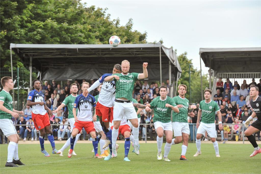Testspiel zwischen TSV Elstorf und Hamburger SV