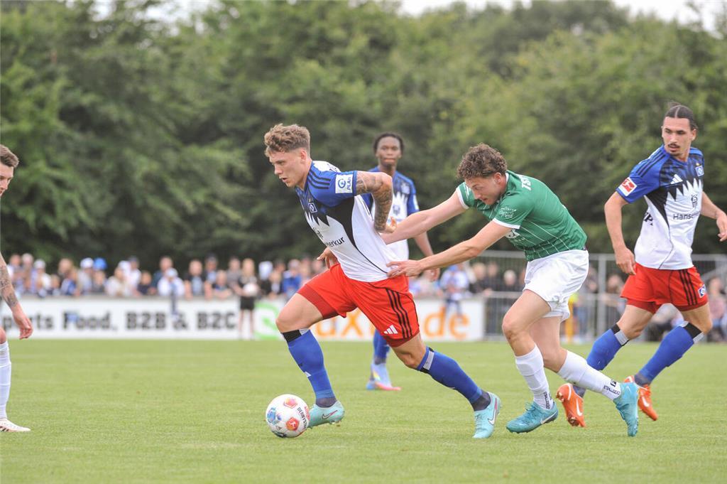 Testspiel zwischen TSV Elstorf und Hamburger SV