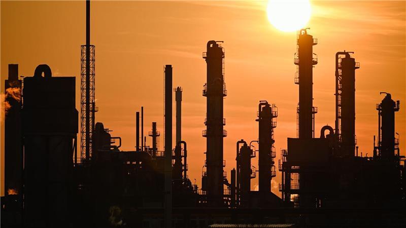 Bundesbank: Deutsche Exporteure fallen am Weltmarkt zurück Teure Energie macht Branchen wie der Chemieindustrie zu schaffen