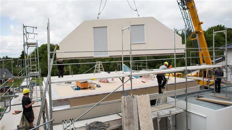 Teurer Traum vom Eigenheim: Die Preise für Grundstücke sind in der Wesermarsch im Mittel von 83.000 Euro (2023) auf jetzt 99.000 Euro (2024) gestiegen.