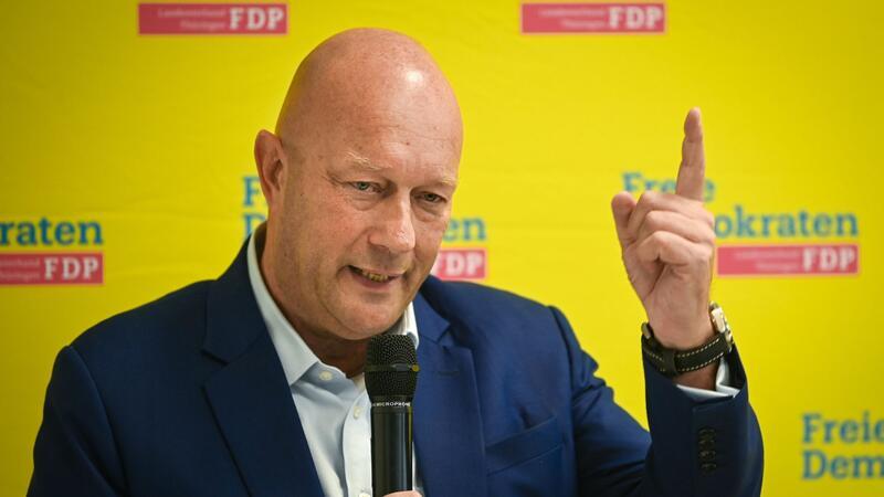 Thomas L. Kemmerich, FDP-Landesvorsitzender und Mitglied des Landtages, bei einer Rede.
