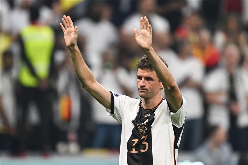Thomas Müller will weiter für die deutsche Fußball-Nationalmannschaft spielen. Foto: Gambarini/dpa