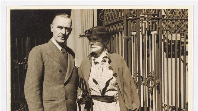 Autor und Aktivist - 150 Jahre Thomas Mann Thomas und Katja Mann in New York. (Archivbild)
