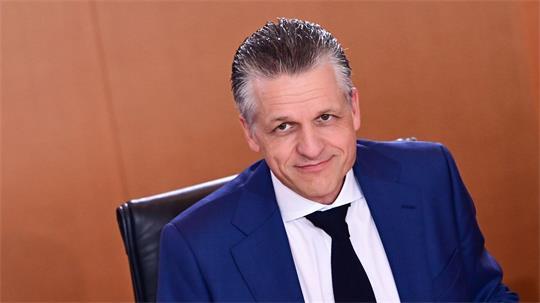 Thorsten Frei kehrt vom Aktenjob im Kanzleramt zurück in den Bundestag, um dort die mächtige Unionsfraktion zu führen. (Archivbild)