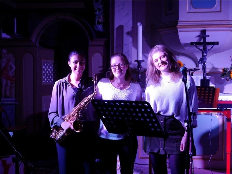 Three Times Jazzy mit Rani Wermes, Vera Beese und Marlene Schüttler (von links) unterstützten in Himmelpforten mit ihrer Musik den Artenschutz. Fotos Umland