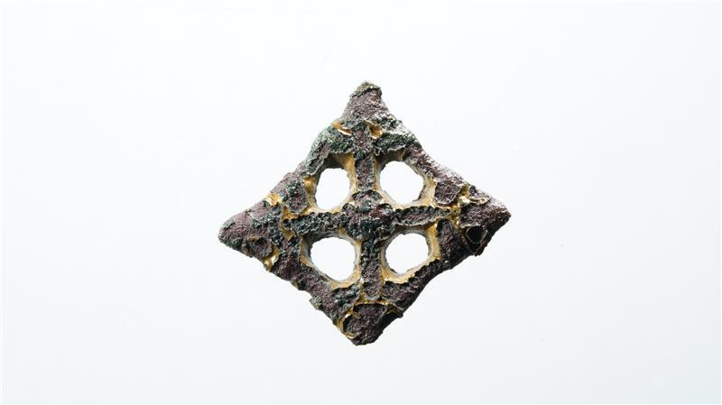 Sklaven gegen Silber: Besondere Wikinger-Münzen der Kalifen als Währung Tierrhombenfibel aus Ohrensen.