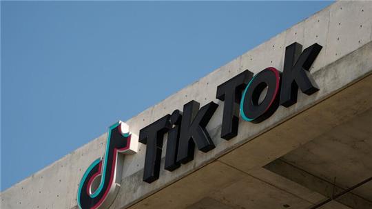 Tiktok weist Bedenken stets zurück und betont, man sehe sich nicht als Tochter eines chinesischen Unternehmens.
