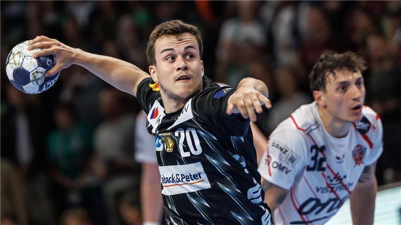 Tim Freihöfer und die Füchse Berlin spielten beim THW Kiel. (Archivbild)