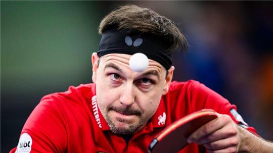Timo Boll wird beim ersten WM-Spiel gegen die USA wegen einer Entzündung im Auge fehlen.