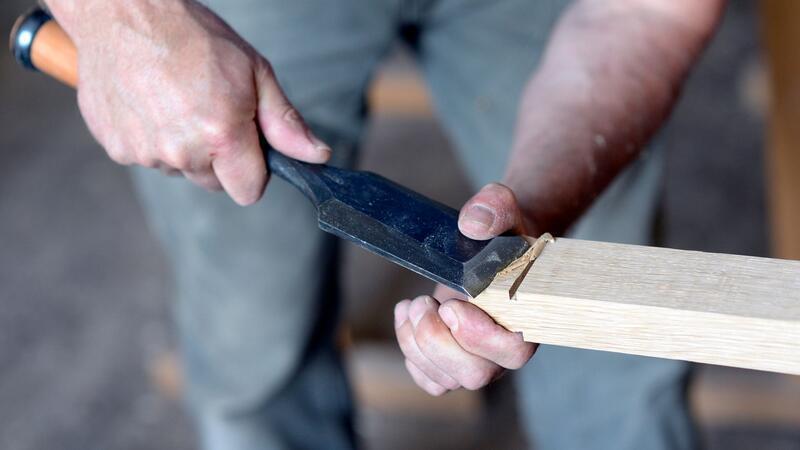 Diese Handwerker im Kreis Stade erhalten mehr Lohn und mehr Urlaub Tischler in Nordwestdeutschland bekommen ab Februar 2025 mehr Geld und mehr Urlaub. (Archibild)