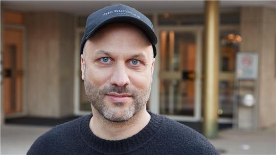 Tobias Kratzer, Intendant der Staatsoper, inszeniert die Uraufführung „Monster’s paradise“.