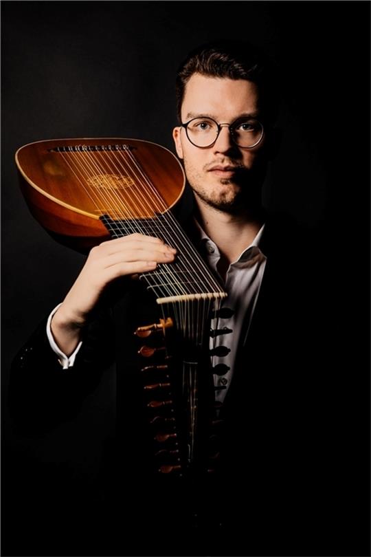 Tobias Tietze spielt.