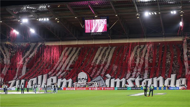 Tolle Atmosphäre bei Freiburgs erstem Europapokal-Viertelfinale.