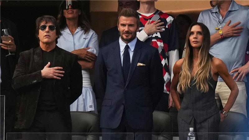 USA überzeugen zum WM-Start: „War eine traumhafte Nacht“ Tom Cruise, David Beckham und seine Frau Victoria Beckham zählten zu den Promis auf den Tribünen.
