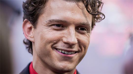 Tom Holland ist bald wieder als Spider-Man im Kino zu sehen. (Archivbild)