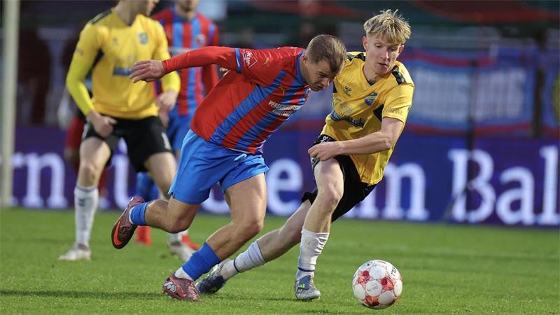 Tom Sanne in seinem Element. Er markierte gegen Todesfelde seine Saisontreffer 14 und 15.