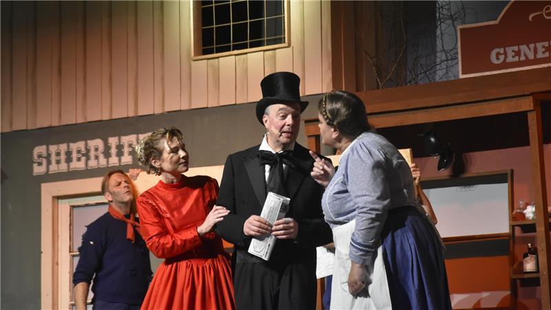 Tom Sawyer und Huckleberry Finn: In Jork politisch korrekt erzählt? „Tom Sawyer“ auf der Kleinen Jorker Bühne.