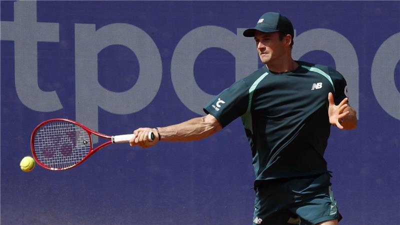 Überraschung am Rothenbaum: Ignacio Buse siegt gegen Tommy Paul Tommy Paul schlägt eine Vorhand.
