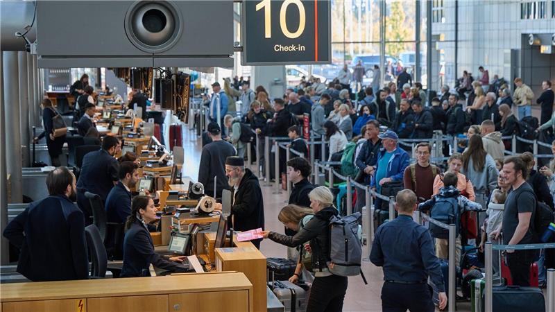 Großer Andrang zum Ferienbeginn am Hamburger Flughafen Top-Reiseziele sind Antalya in der Türkei, gefolgt von Mallorca.